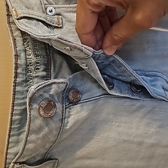 American Eagle Outfitters size 16 boy crop jeans. - Picture 3 of 7
